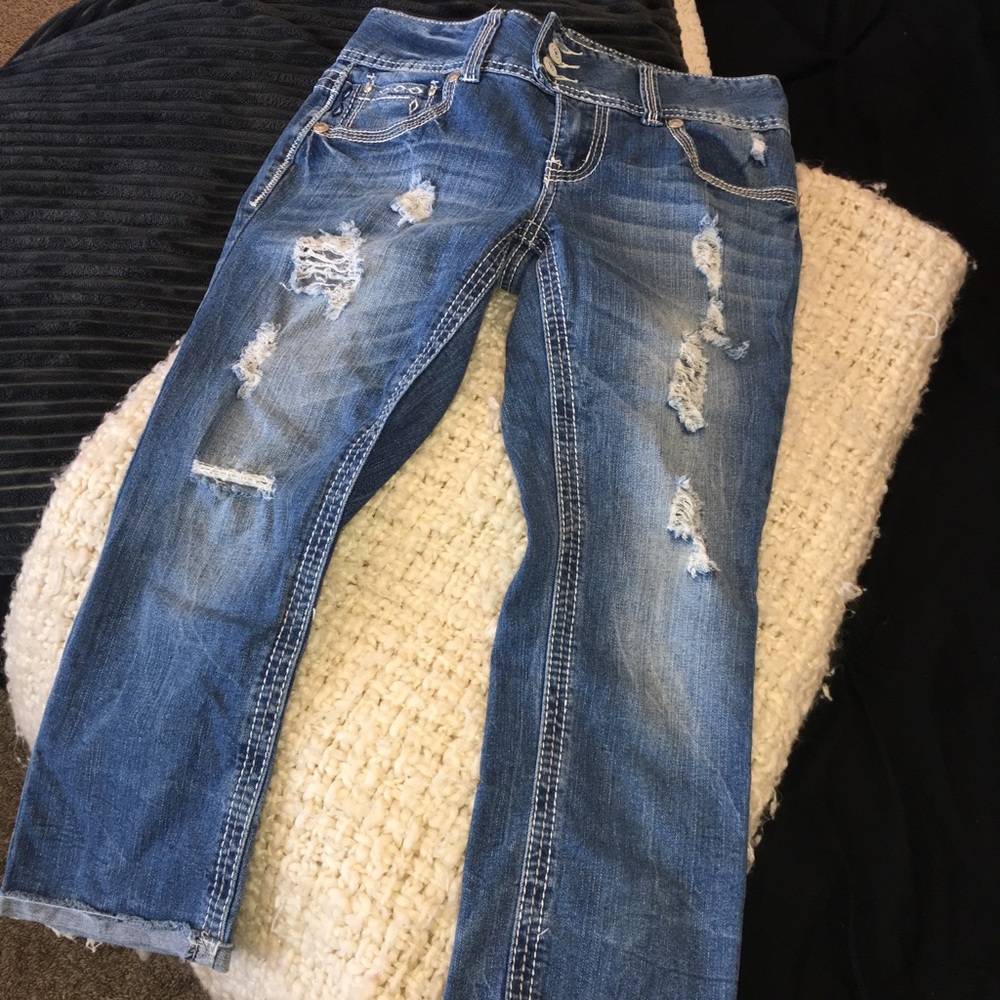 Cute Distressed Capris